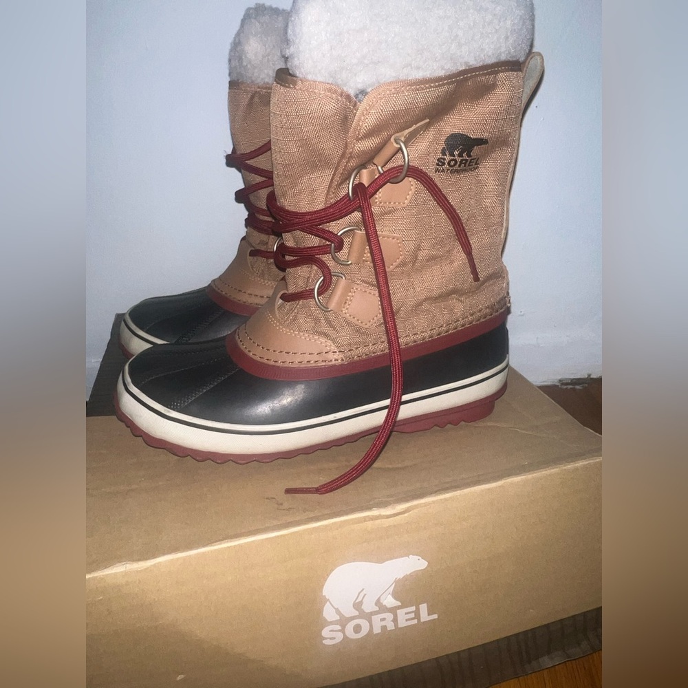 Sorel WINTER CARNIVAL Women's Waterproof Boot